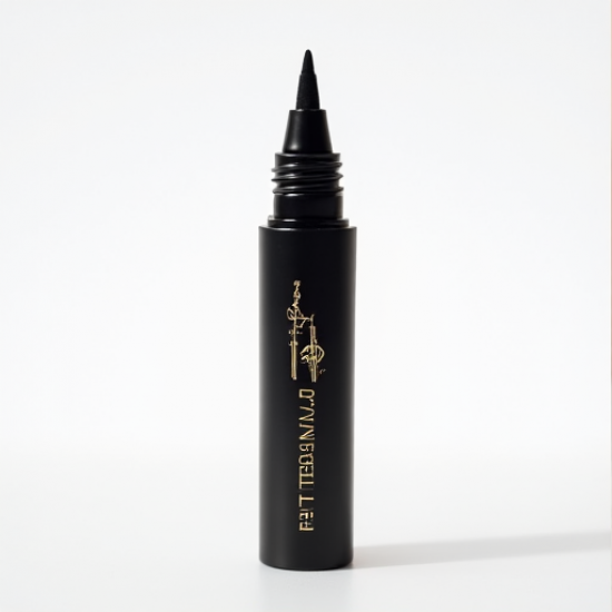 Pat McGrath Labs Perma Precision Liquid Eyeliner - Luxe Noir Pat McGrath Labs Perma Precision Liquid Eyeliner - Luxe Noir