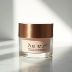 Laura Mercier Silk Translucent Setting Powder
