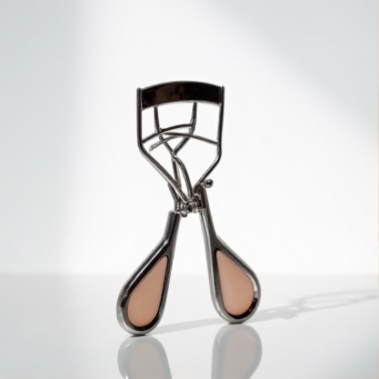 Shiseido Luxe Curl Eyelash Curler Shiseido Luxe Curl Eyelash Curler
